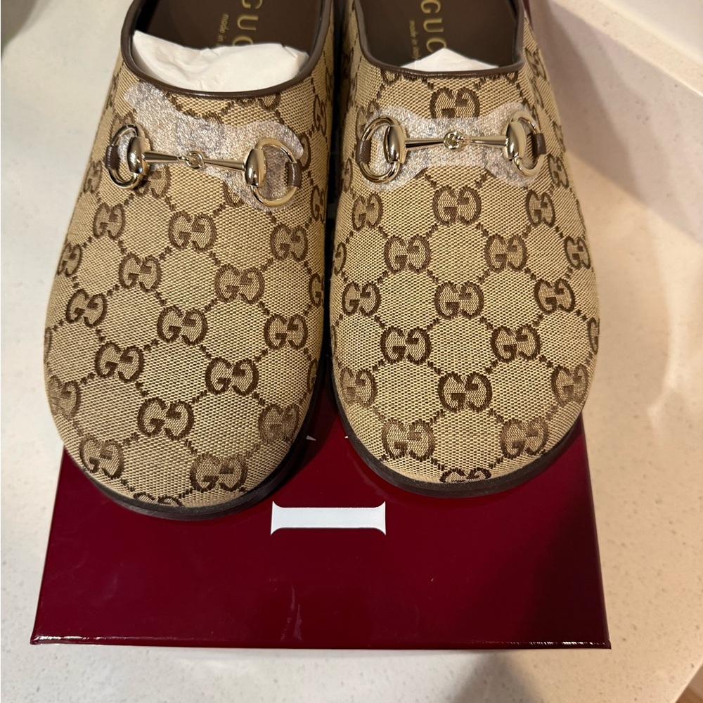 Gucci Canvas Monogram Mule/Loafers